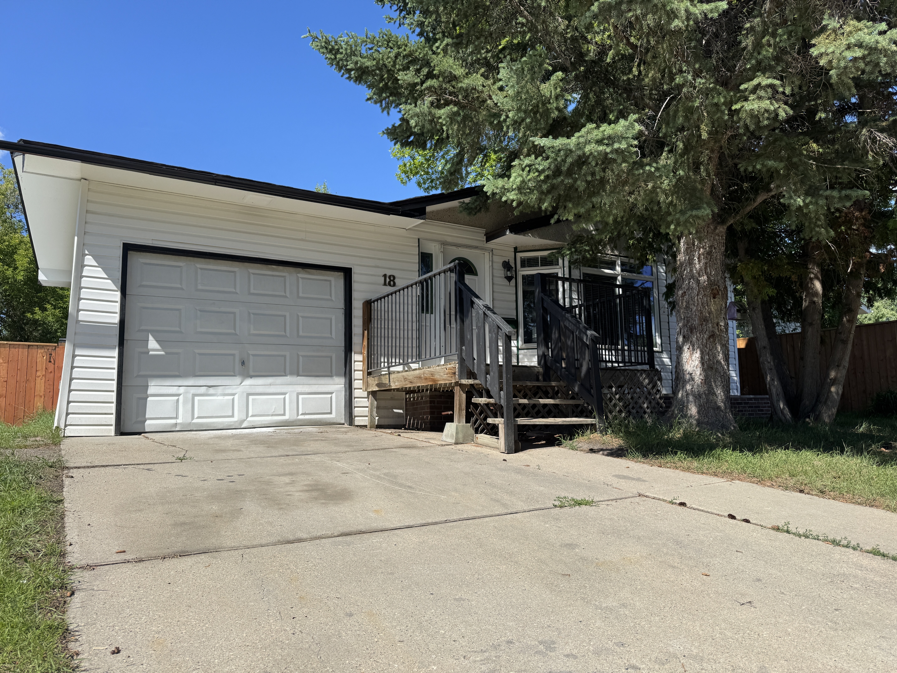 18 Scott Street - Upper