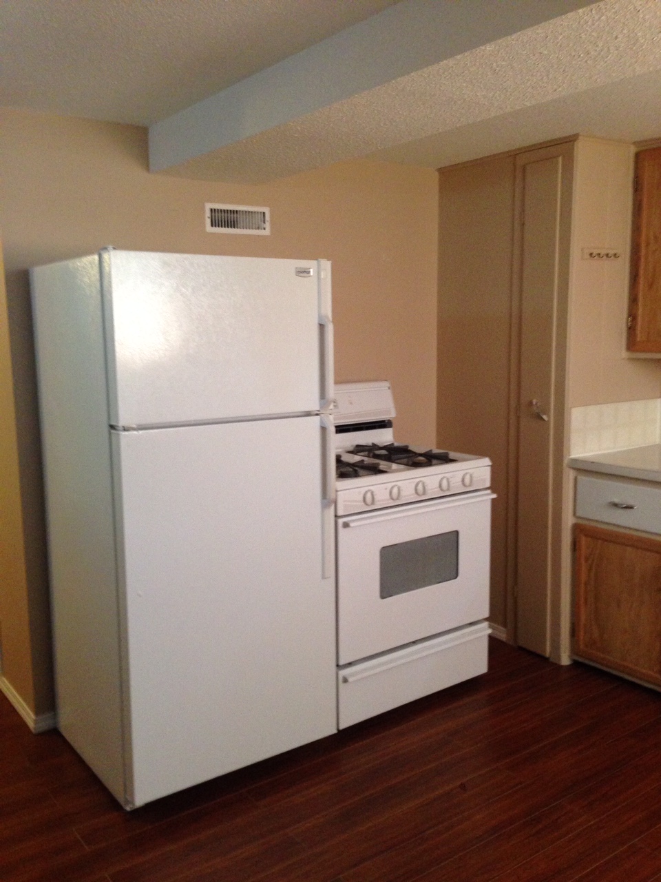 5802 65 Street - Upper