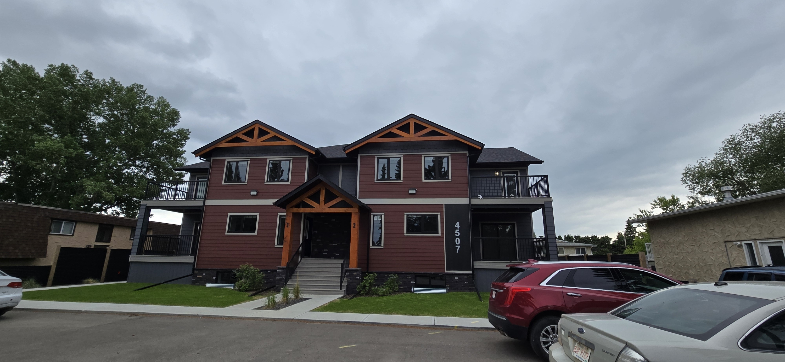 4507 48 Avenue - 1